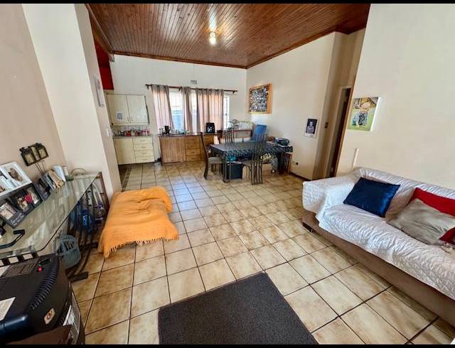 4 BEDROOM HOUSE FOR SALE IN FARRARMERE